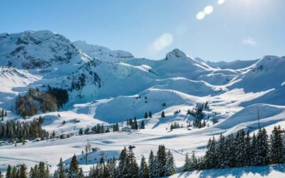 La Lenk im Simmental en manteau hivernal